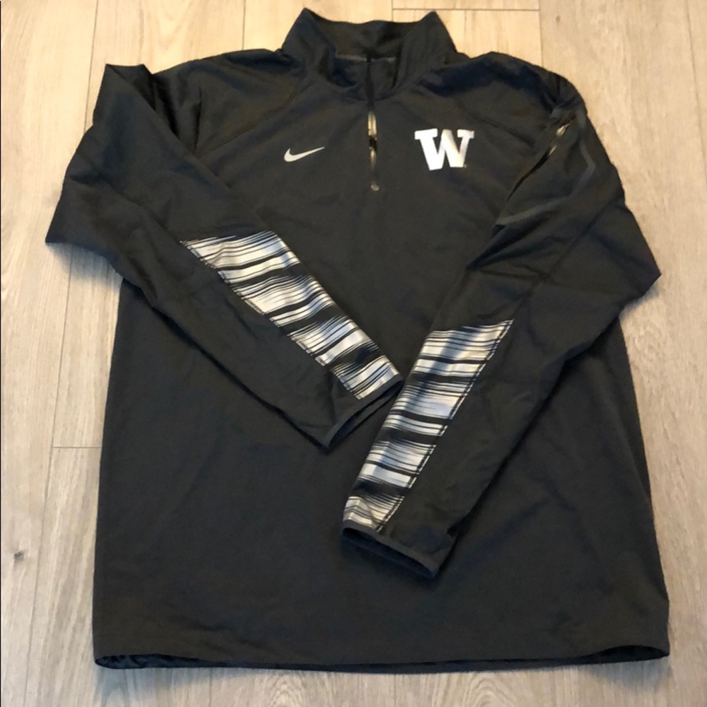 University of Washington Size L Nike Windbreaker